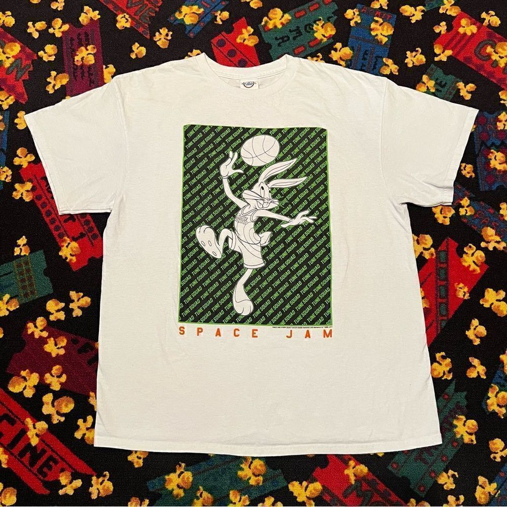 Space Jam New Legacy Tune Squad Bugs Bunny Basketball Graphic Tee Shirt / Size L